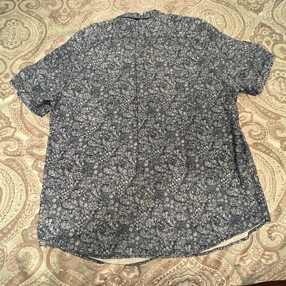 Tommy Bahama Jeans Island Modern Fit Shirt - Picture 6 of 8